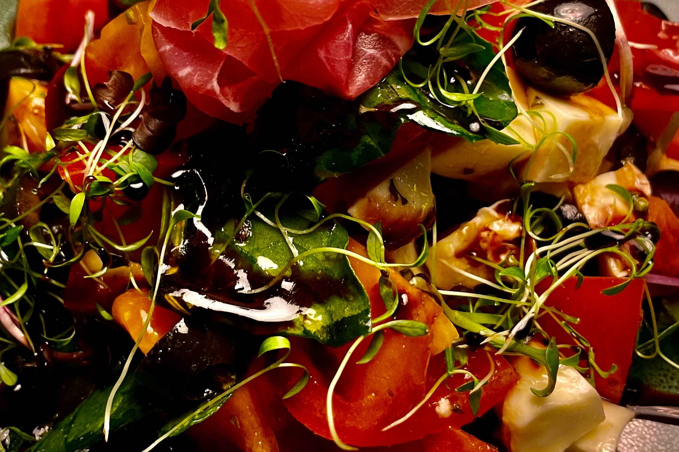 CAPRESE SALAD with BALSAMIC VINAIGRETTE